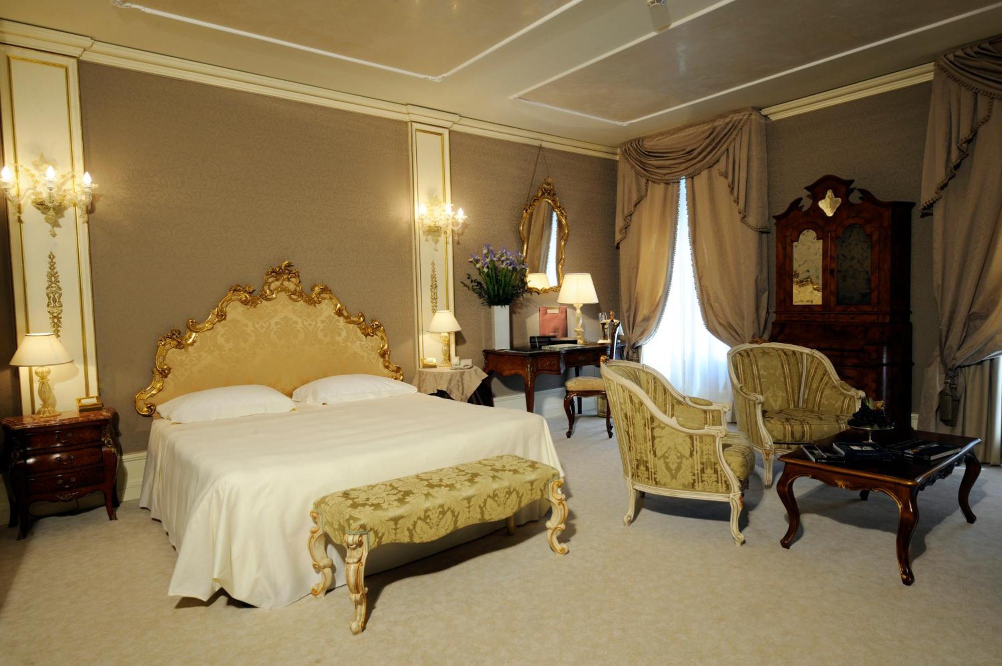 Ca' Sagredo Hotel Venice Room photo